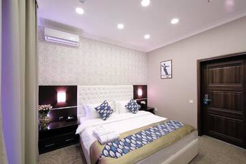 Premier Hotel